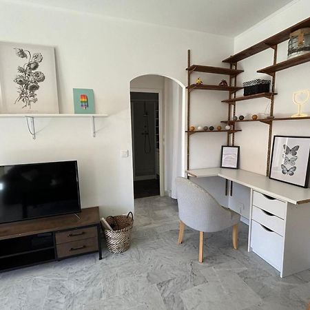 Bright Flat Near To The Beach & Harbor แซ็งต์-โลร็อง-ดู-วาร์ ภายนอก รูปภาพ