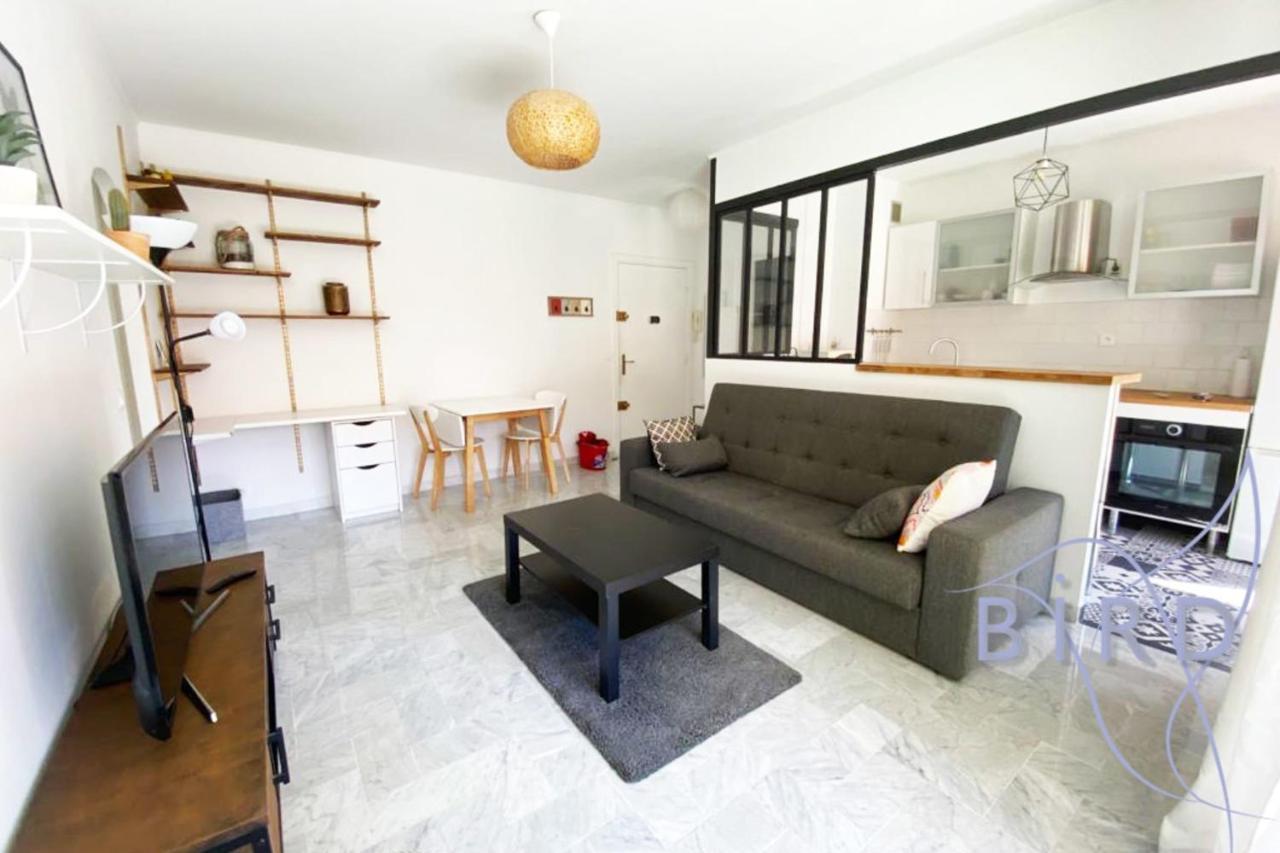 Bright Flat Near To The Beach & Harbor แซ็งต์-โลร็อง-ดู-วาร์ ภายนอก รูปภาพ